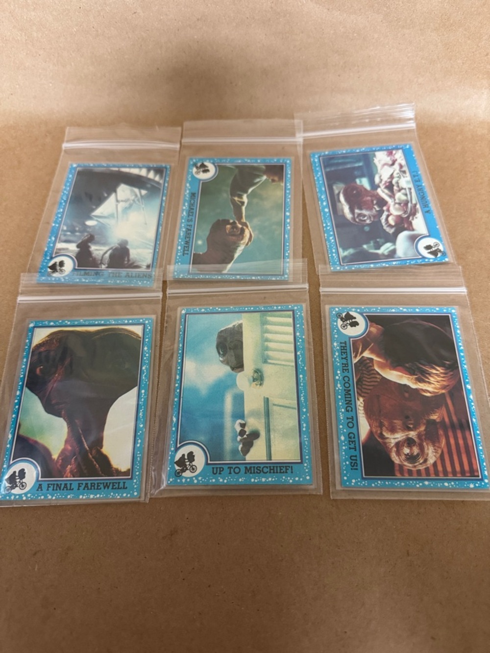 Vintage E.T & MASH Trading Cards bundle
